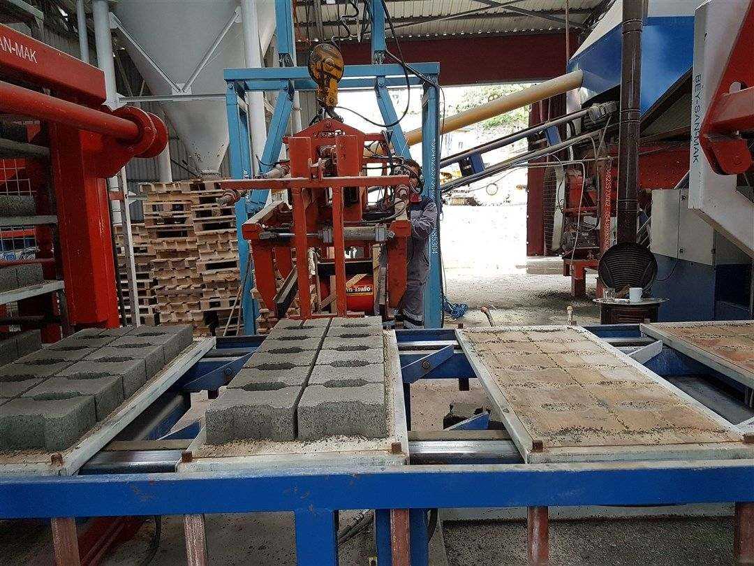 Pavé - Pondeuse de Pavé - Usine de Pave