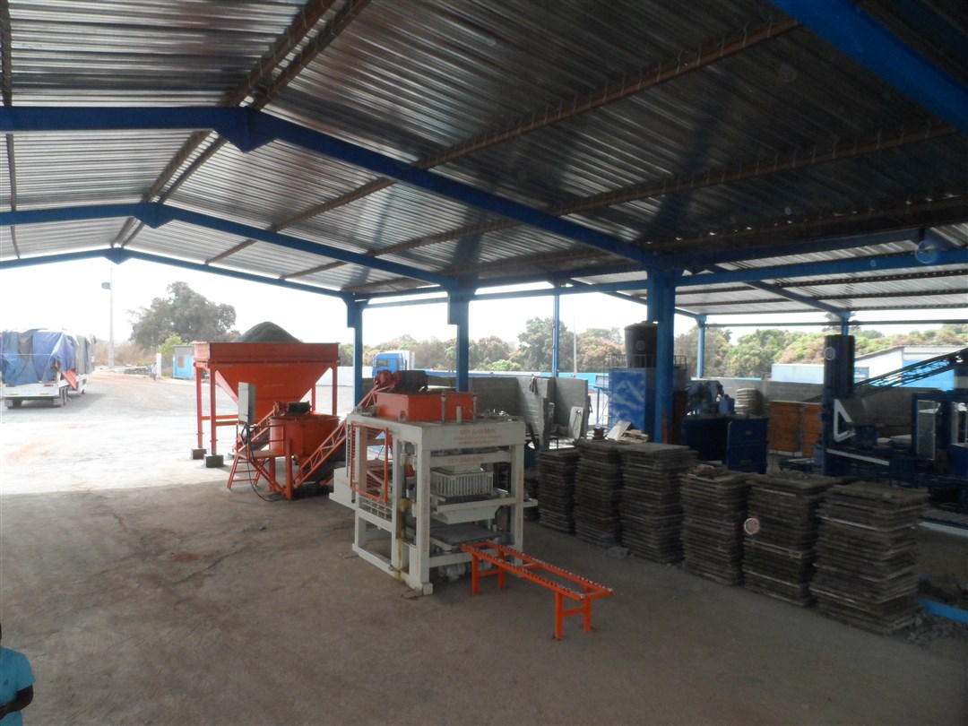 Machine de Blocs de Béton, Machine a Parpaing Automatique, Machine Bloc Beton Occasion, Machine a Parpaing Prix, Machine à Bloc de Pavé