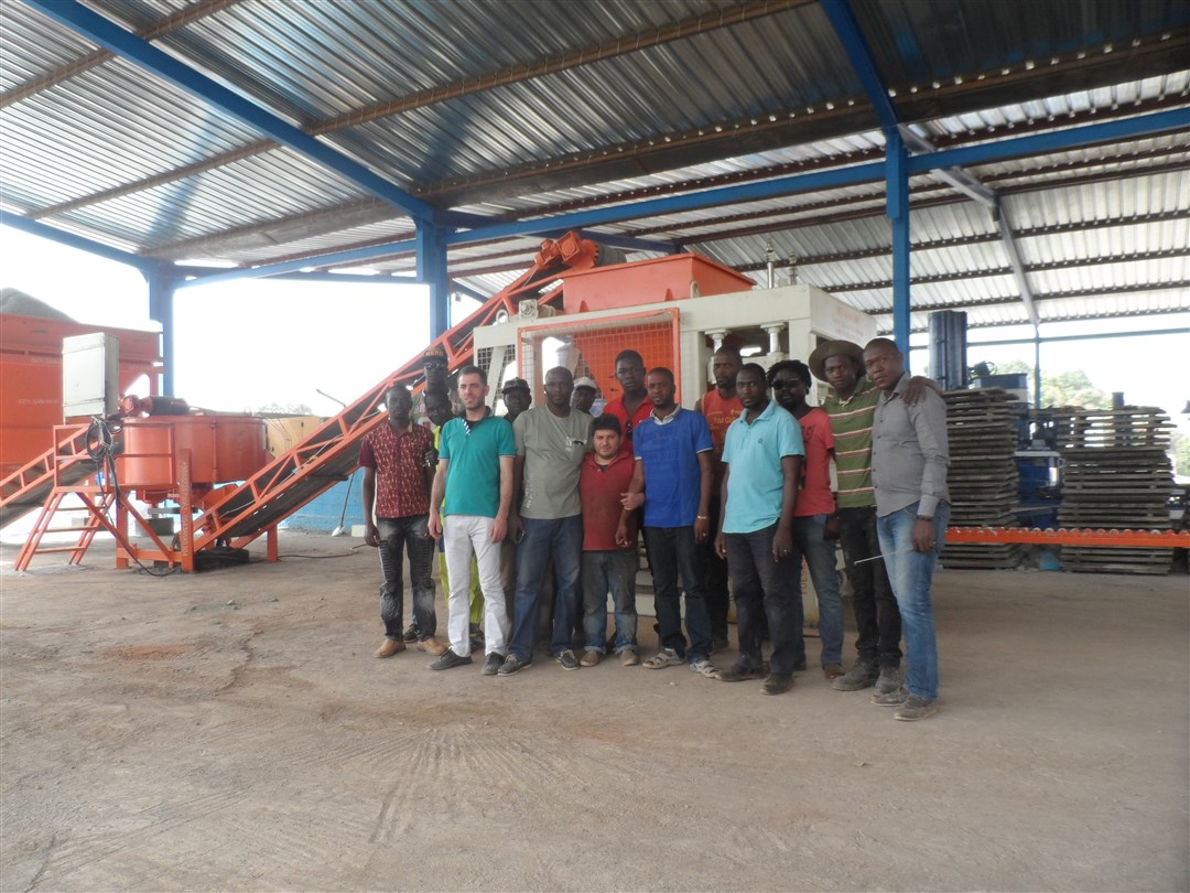 Machine de Blocs de Béton, Machine a Parpaing Automatique, Machine Bloc Beton Occasion, Machine a Parpaing Prix, Machine à Bloc de Pavé