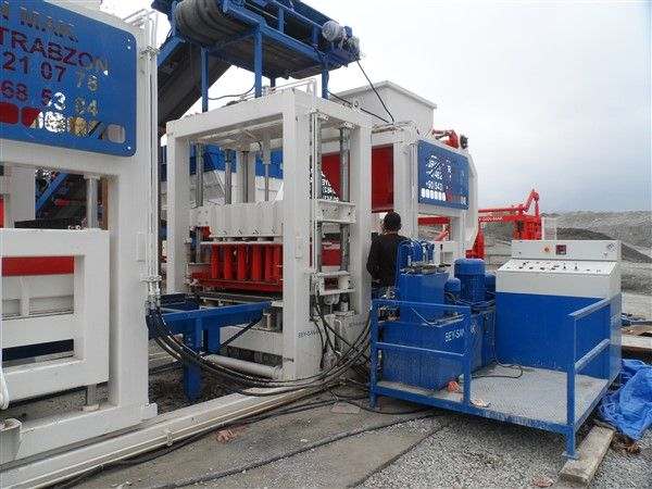 Plateforme Opérateur de la machine a parpaing, Plateforme Opérateur de la machine a pavé, Plateforme Opérateur de la machine bordure, Plateforme Opérateur du centrale a béton, Cabine de l'opérateur de la machine a parpaing, Cabine de l'opérateur de la machine a pavé, Cabine de l'opérateur de la machine bordure, Cabine de l'opérateur du centrale a béton