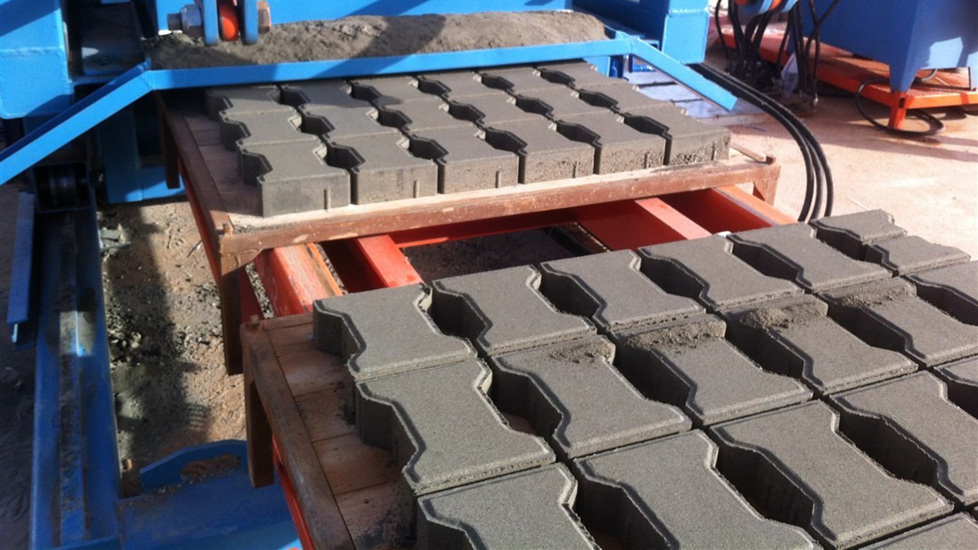 avantages_des_pavés_en_béton_autobloquants_machine_a_pavé_04.jpg