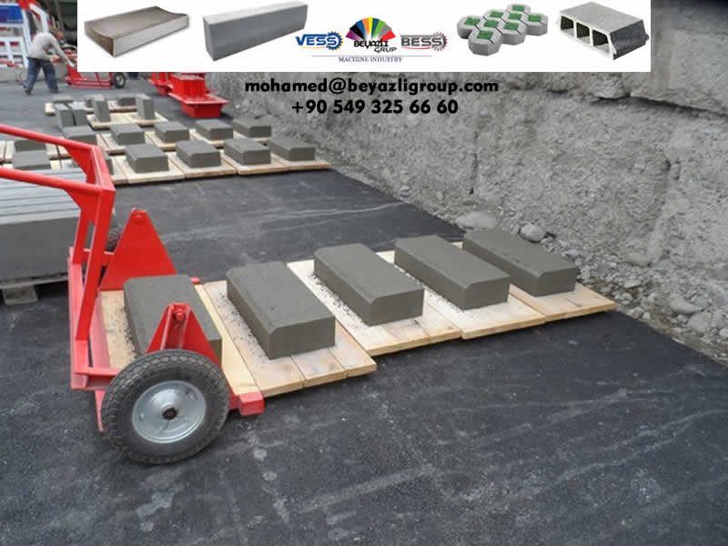 machine-fabrication-parpaing-manuelle-machine-fabrication-pave-bordure-semi-automatique-16.jpg