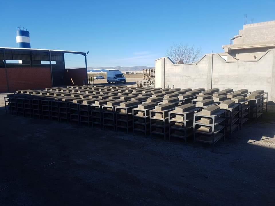 machine_à_bordure_machine_fabrication_de_bordure_en_béton_prs_402_automatique_07.jpg
