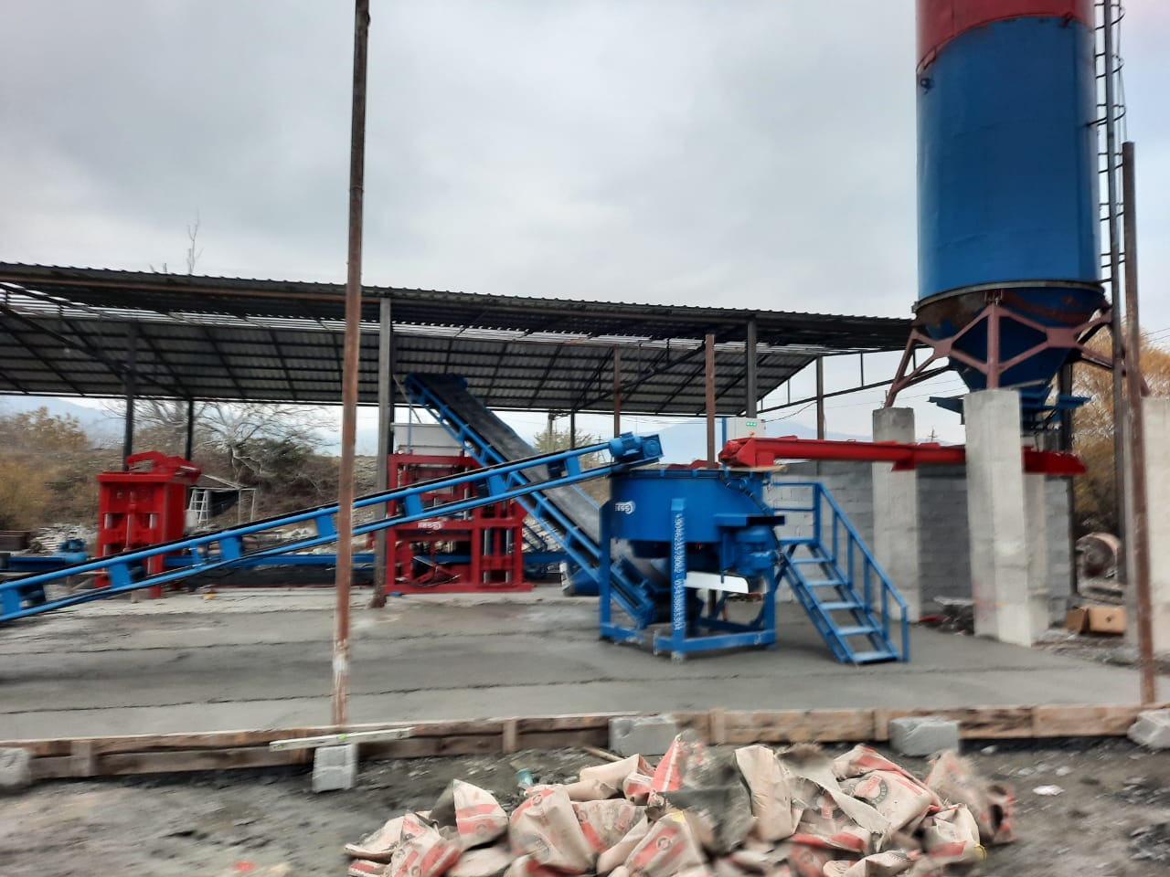 usine_a_brique_machine_a_brique_presse_a_brique_00.jpeg